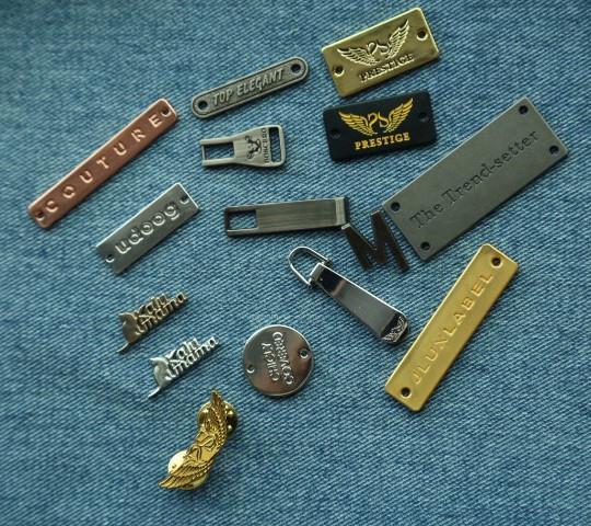 Custom Full Set Brand Logo Metal Tag zipper puller metal plate hardware tag lapel pin