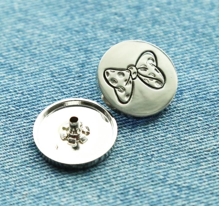 Custom Nickle Color Metal Button